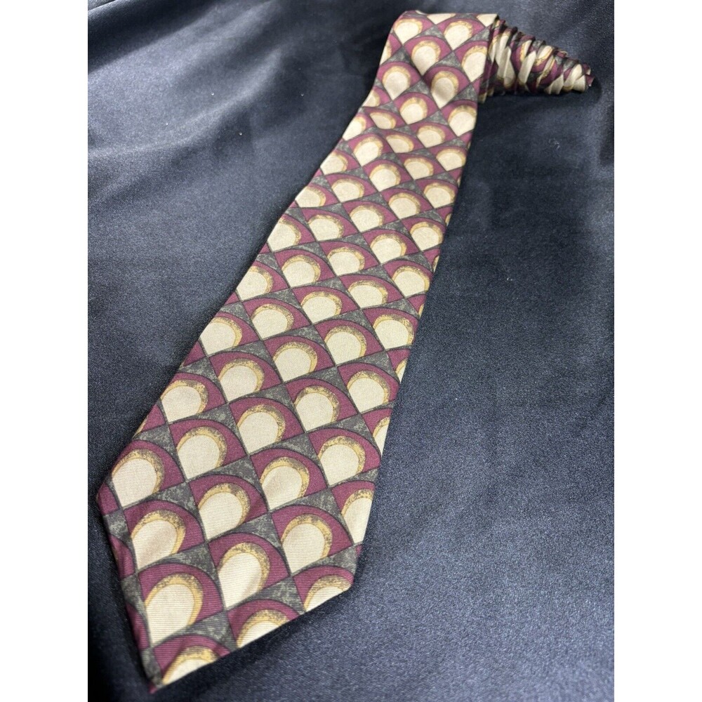 Burberrys Of London Tie Abstract Geometric Red Beige Scale L:56” W:4” Preppy